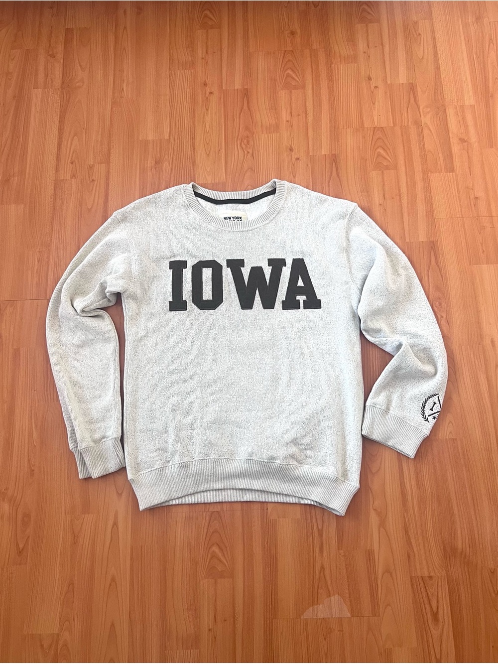 New York Popular Iowa Collegiate Sweatshirt